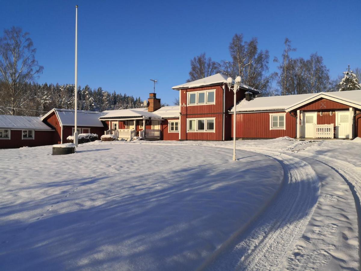 מלון Borlänge Romme Stugby מראה חיצוני תמונה