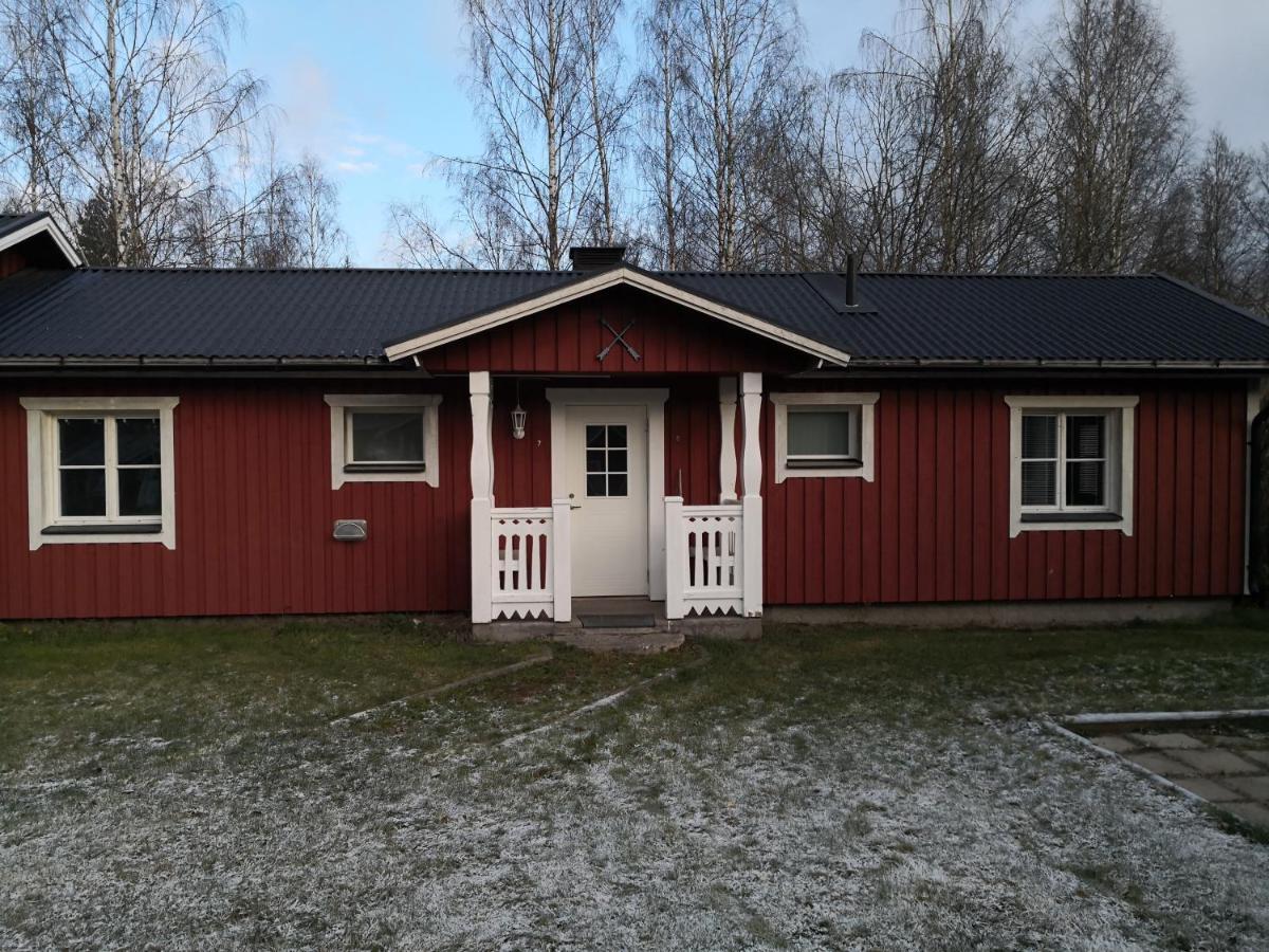 מלון Borlänge Romme Stugby מראה חיצוני תמונה
